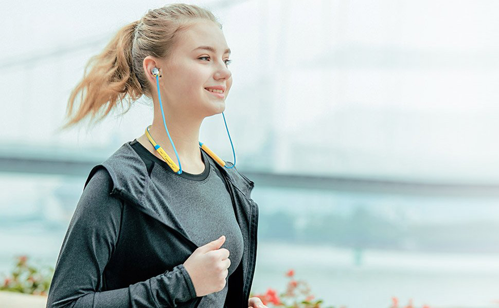 Bluetooth pecky do uší kolem krku do fitka a posilovny Bluedio TN Energy.